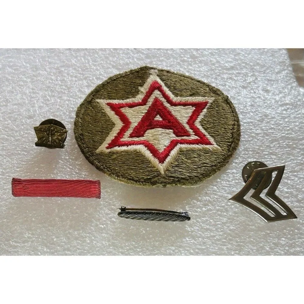 Lot Of 5 Vintage WWII WW2 US Military‎ Badge Patch Pin